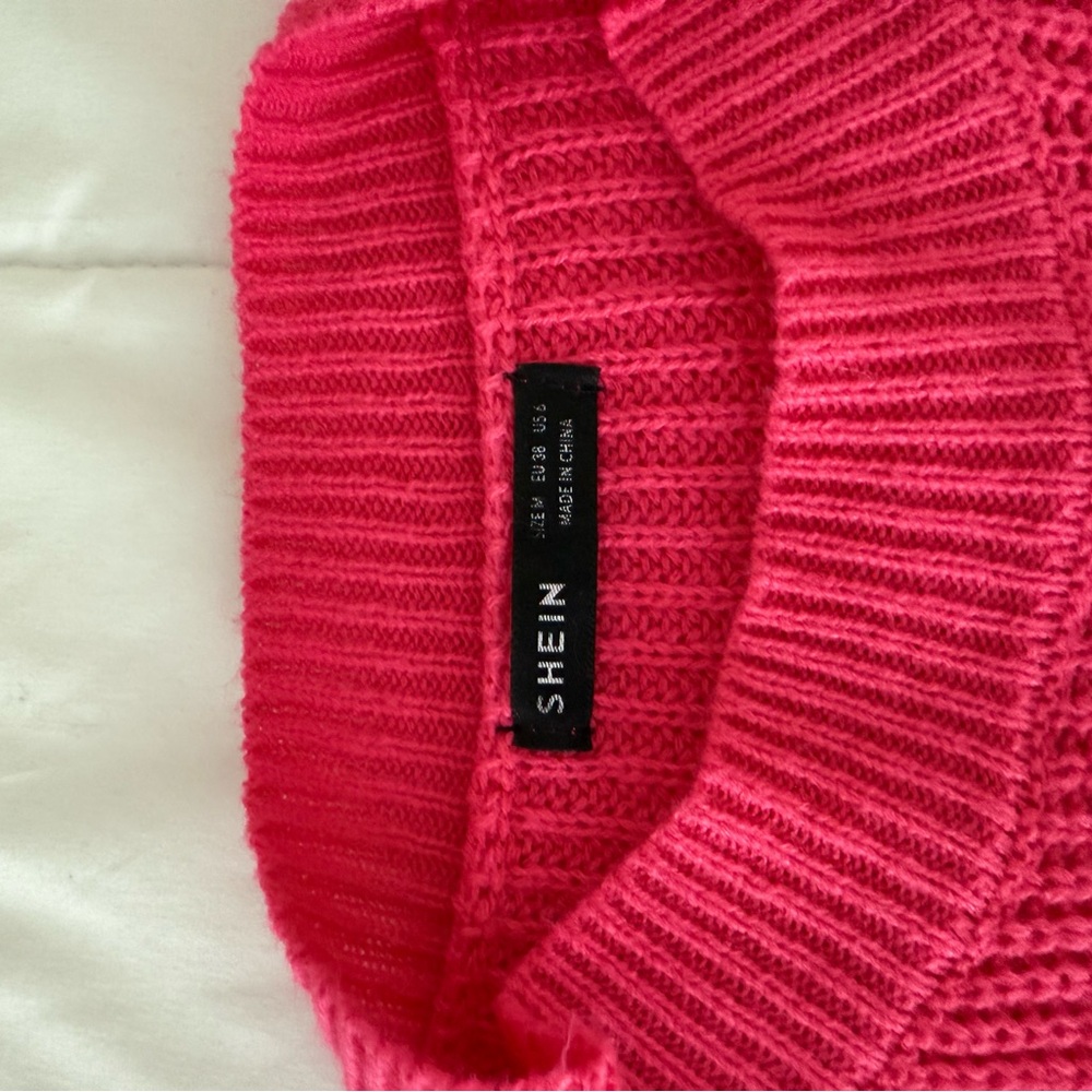 Pink Cropped Sweater - Picture 2 of 2